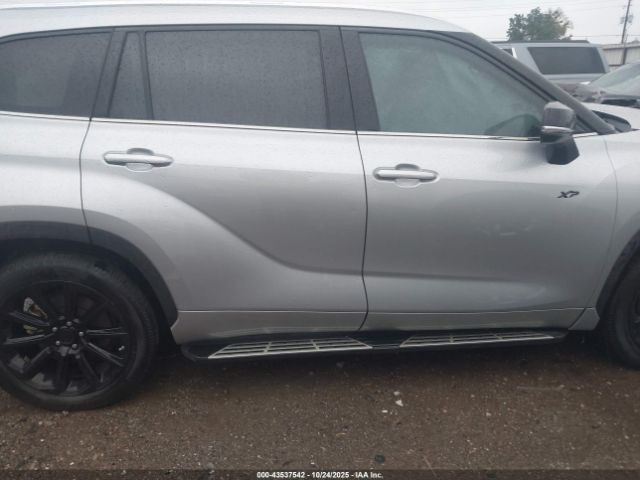 Toyota Highlander Xle Image 11