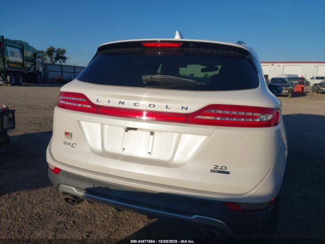 Lincoln MKC Image 8