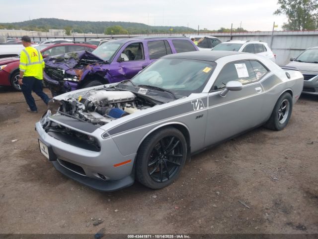 Dodge Challenger Image 5