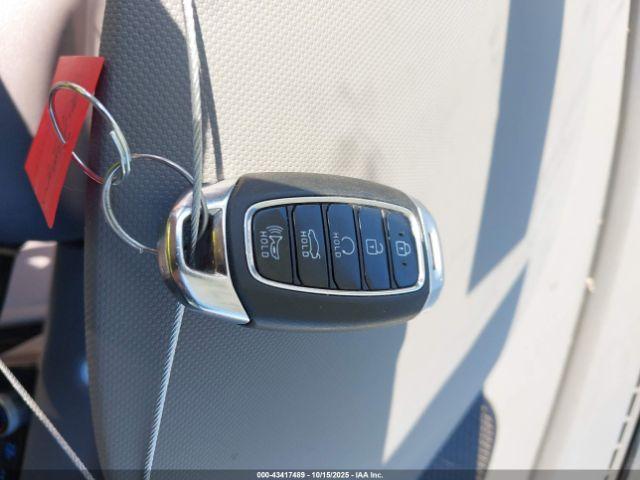 Hyundai ELANTRA Sel Image 6