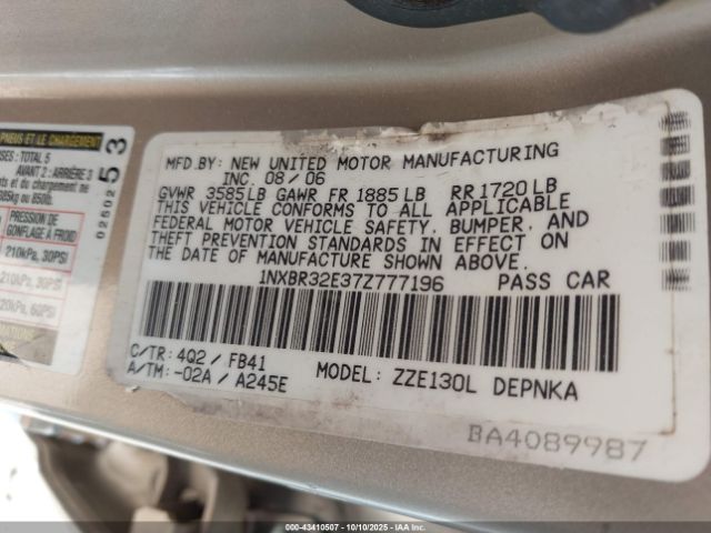 Toyota Corolla Le Image 18