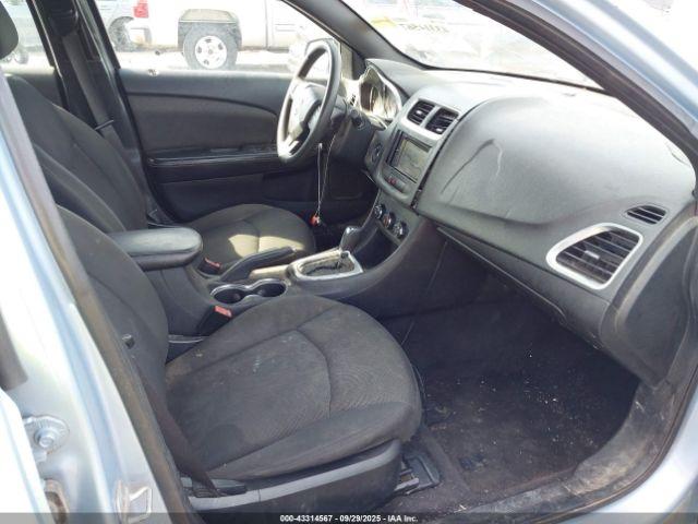 Dodge Avenger Se Image 7