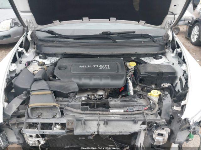 Jeep Cherokee Sport Image 12