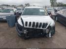 Jeep Cherokee Sport Image 10