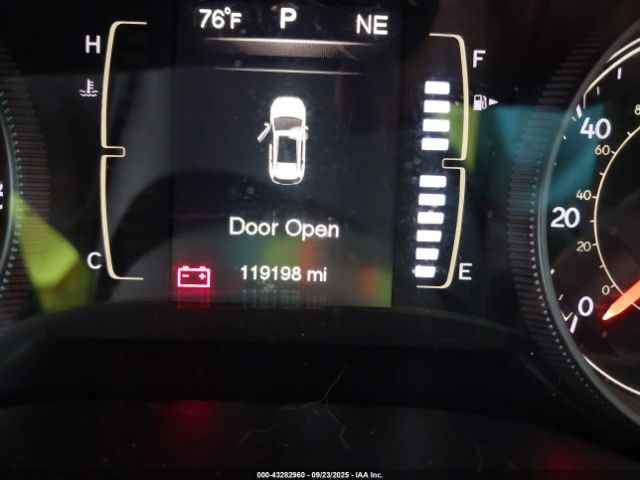 Jeep Cherokee Sport Image 14