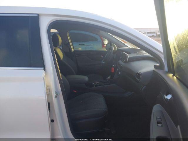 Hyundai SANTA FE Se Image 17