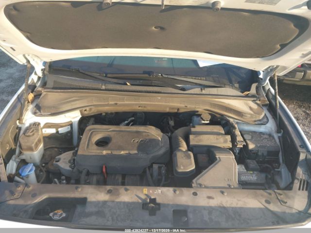 Hyundai SANTA FE Se Image 6