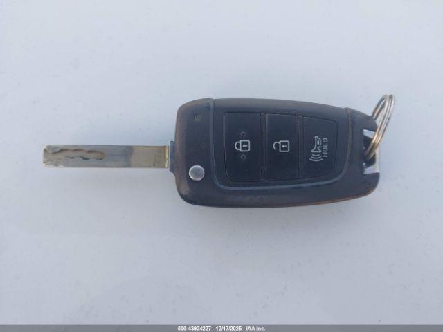 Hyundai SANTA FE Se Image 12