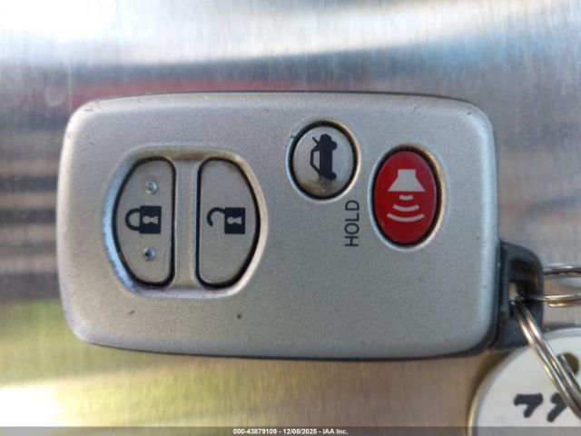 Toyota Camry Image 7