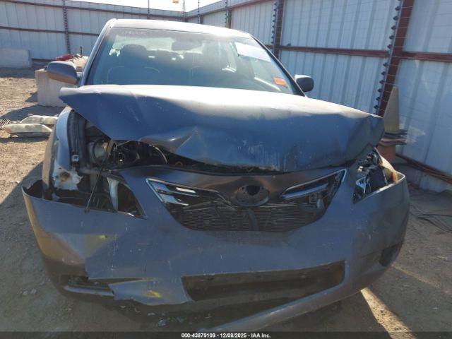 Toyota Camry Image 15