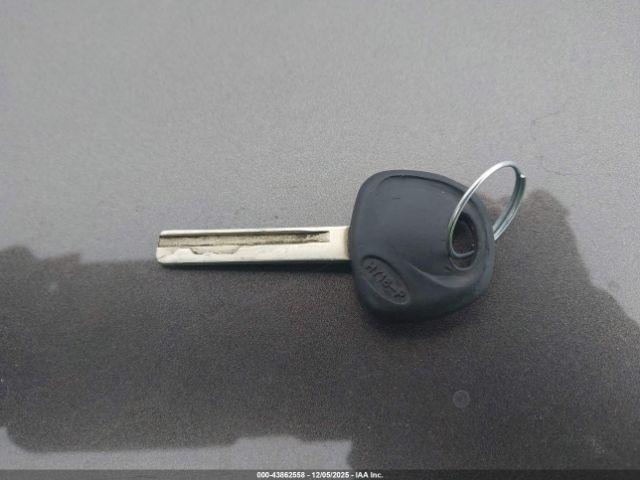 Hyundai ACCENT Gls Image 12