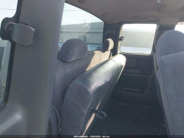 Chevrolet Silverado 1500 Ls Image 8