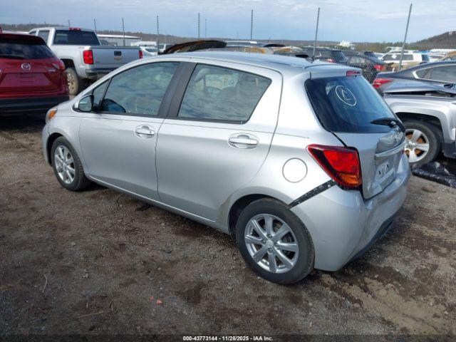 Toyota Yaris Le Image 14