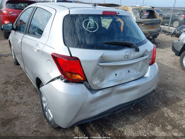 Toyota Yaris Le Image 4